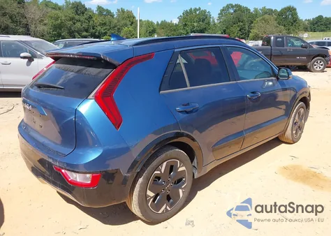 2023 Kia Niro Ev Wind z USA, uszkodzony, nr VIN KNDCR3L12P5017940